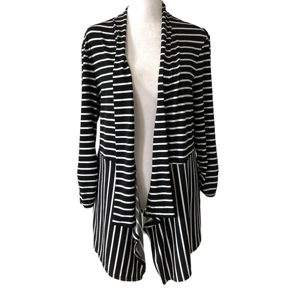 Chico’s 1 medium cardigan black and white stripes open